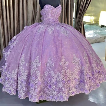 Lavendel 3D Lilled Pall Kleit Quinceanera Kleidid Prom Lõpetamist Hommikumantlid Applique Pits Korsett Lace Up Printsess Magus 15 16 Kleit