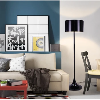 Kaasaegne minimalistlik ja personaalset kunst, must ja valge elutuba, magamistuba, öö uuring, LED raud vertikaalne põranda lamp